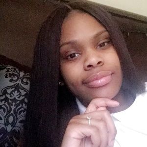 Meet your Posher, Tiara